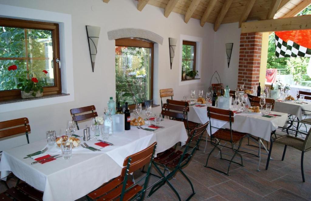 Gasthof Zur Post Soding Exterior photo